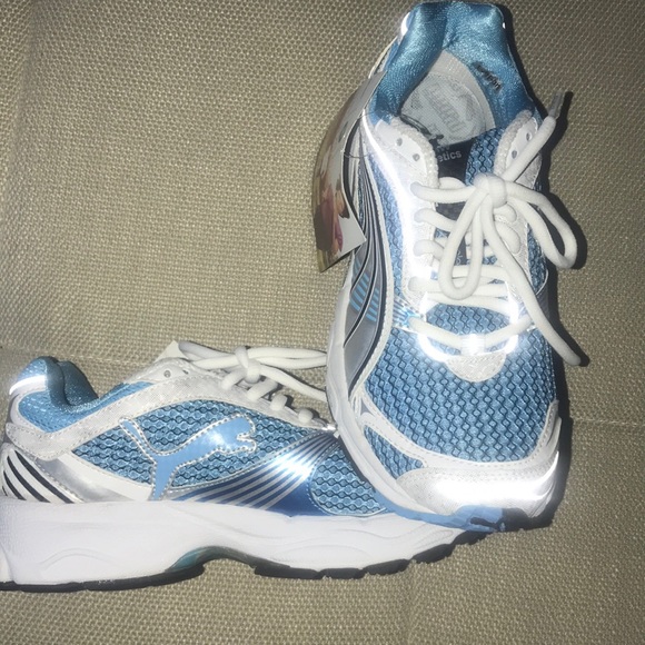 Woman’s BMW puma running shoes NWT BLUE/white - Picture 6 of 8